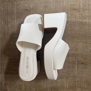 Dream Pairs Women's Cream Platform Mules